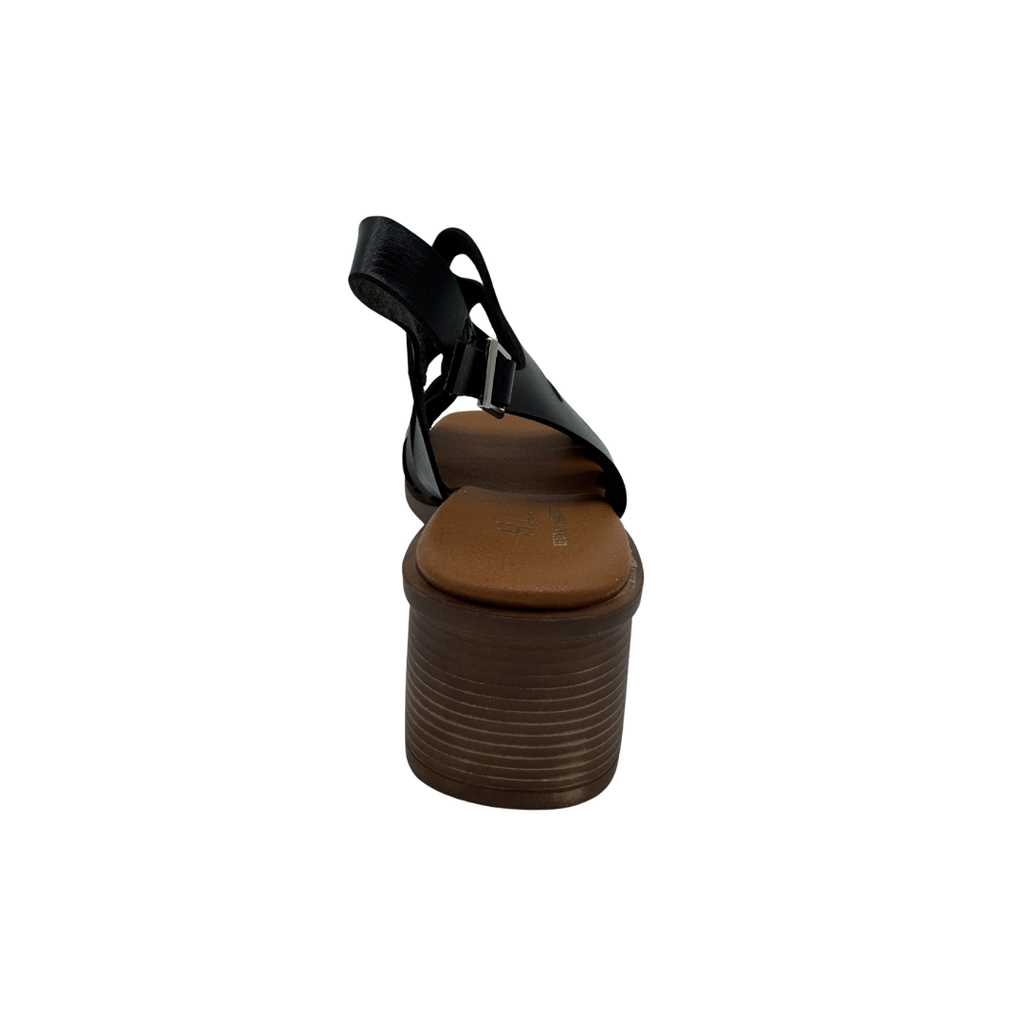 Sandalias de Tacón Medio Caladas H&L