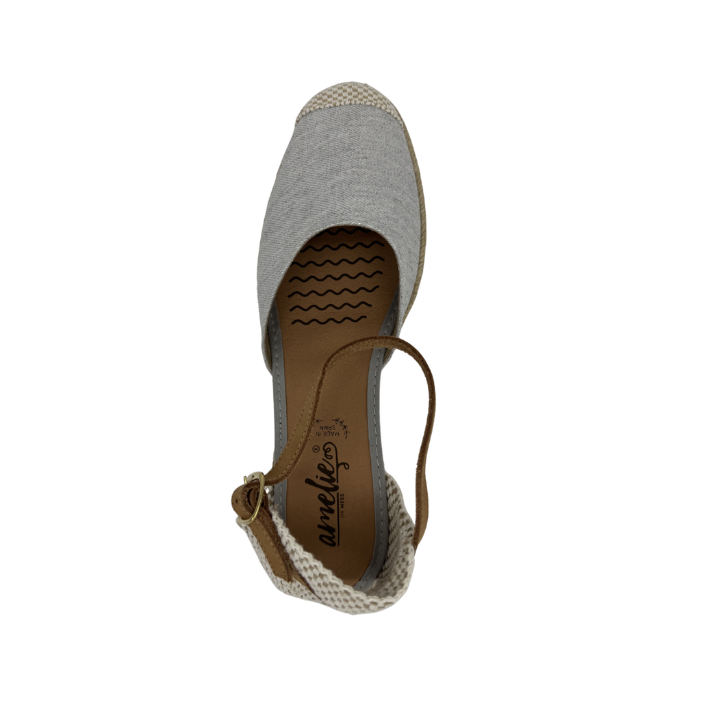 Amelie Cabrera 7002